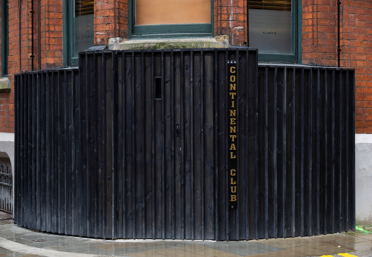 Club Doors 752 X 520